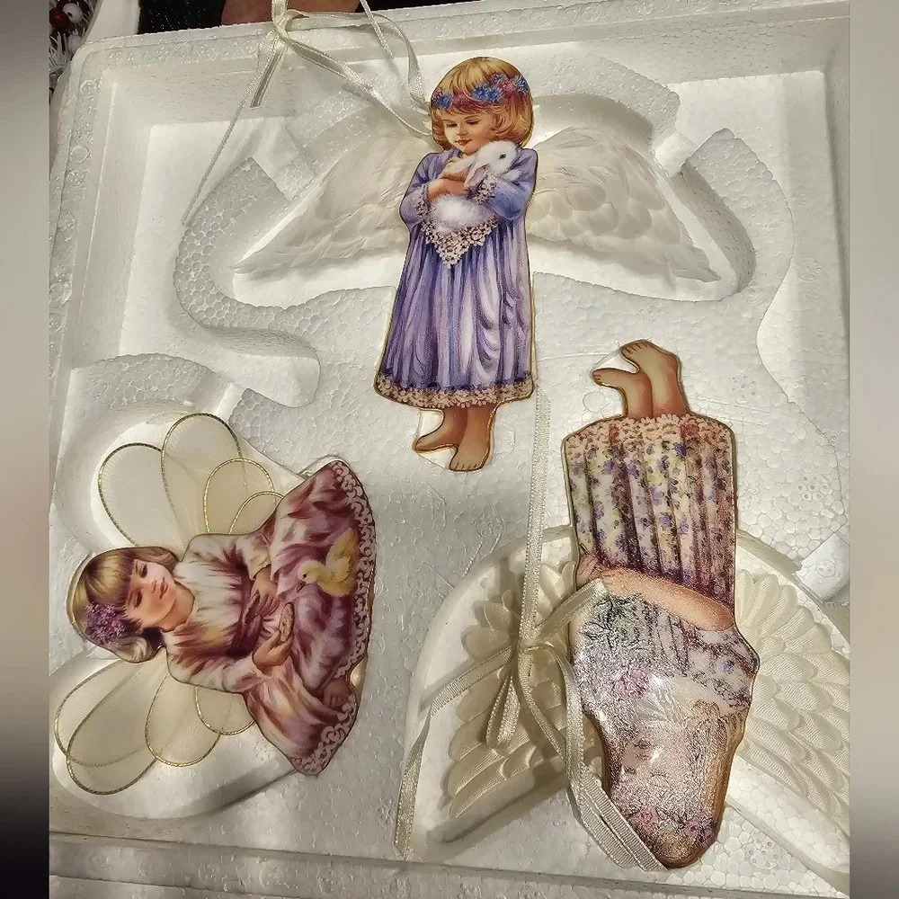 "Heavens Little Angels" Ornament Collection. Set of 3 ceramic, flat a...